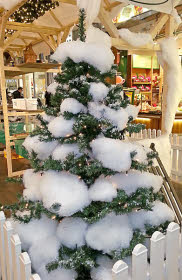 Tannenbaum mit Watte