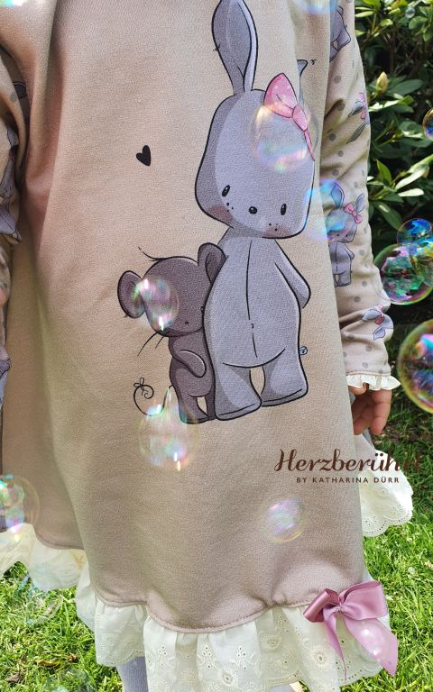 Verkauf ohne Zubehör. Baumwoll-French Jersey Panel Dicke Freunde Hase und Maus beige