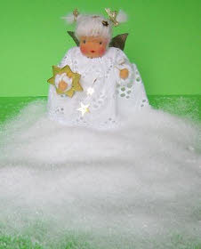 Engel mit Kristallschnee