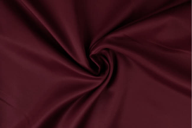 Farbe weinrot 77