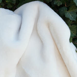 Supersoft weiches Fellimitat eierschale