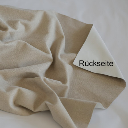 Die Rückseite ist bei jeder Farbe lichtgrau