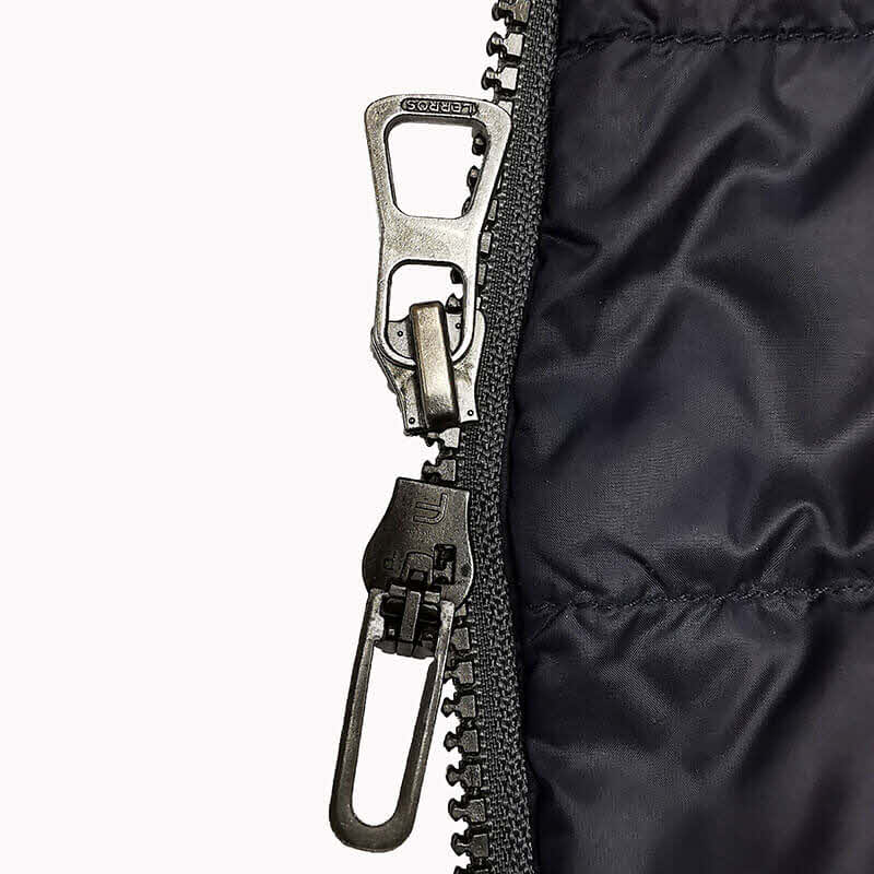 Ersatz für einen defekten Reißverschluss-Zipper Zweiwege an einer Jacke